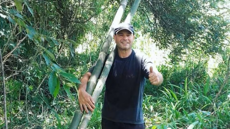 Un héroe desconocido. El cordobés que conmovió al productor de “La Misión” y hoy levanta escuelas en Misiones